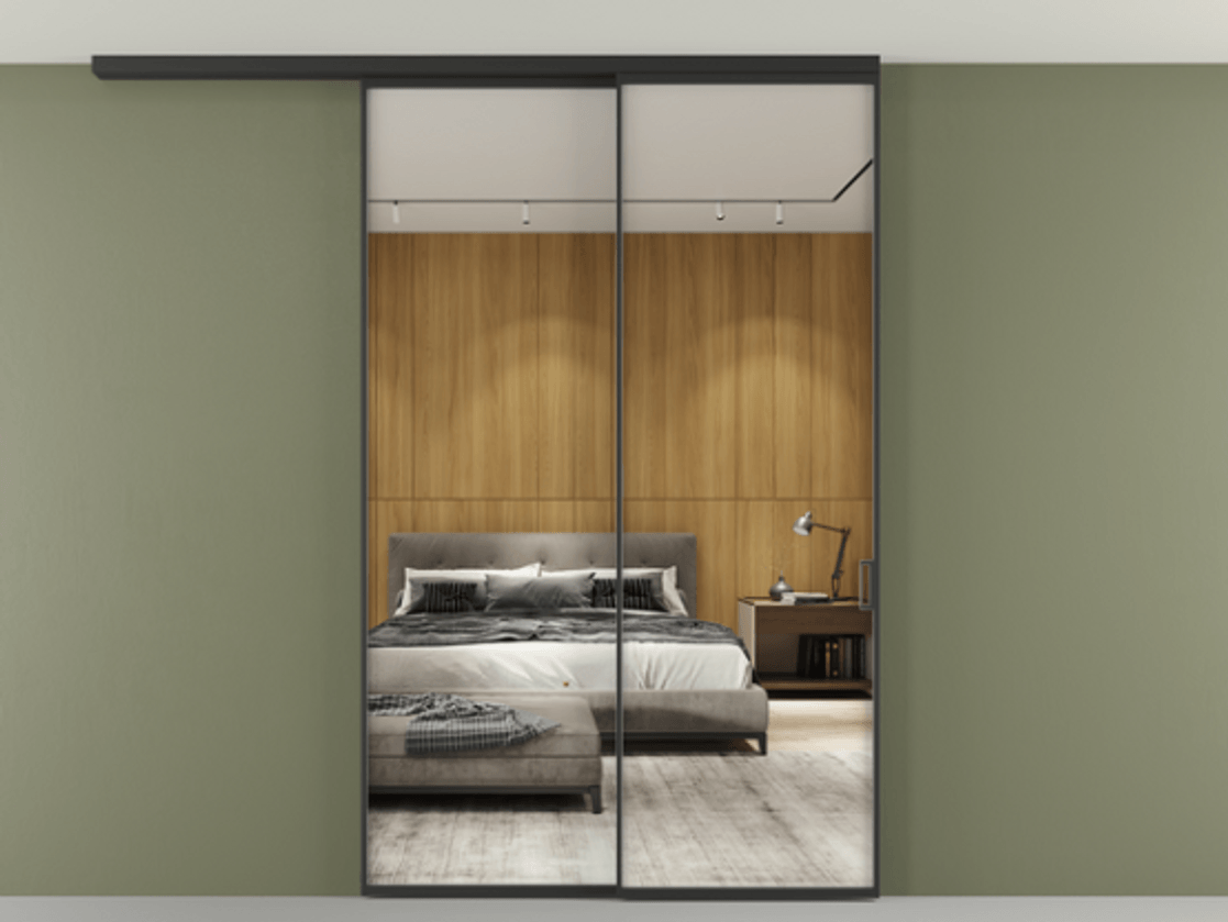 Перегородка Formato вдоль стены на потолок 2 створки с синхронным механизмом АЛПР 040.01 Алюминий Черный Двустороннее зеркало, триплекс , триплекс 6 мм Цена 255488 ₽ | Volhovec