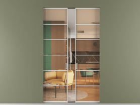 Алюминевая перегородка skr2_04_ Алюминий светло-серый Прозрачное оранжевое стекло, триплекс, 6мм. Цвет Алюминий светло-серый. Материал Алюминий в эмали. Коллекция Перегородка Formato скрытый пенал 2 створки. Картинка.